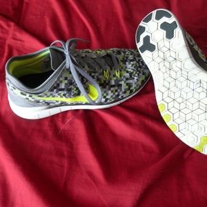 Women's Nike Tennis Shoe